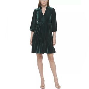 Vince Camuto Green Velvet Midi Dress